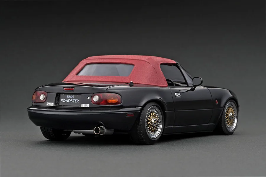 ignitionmodel 1/18 ユーノス・ロードスター (NA) ブラック IG3197 - 画像 (2)