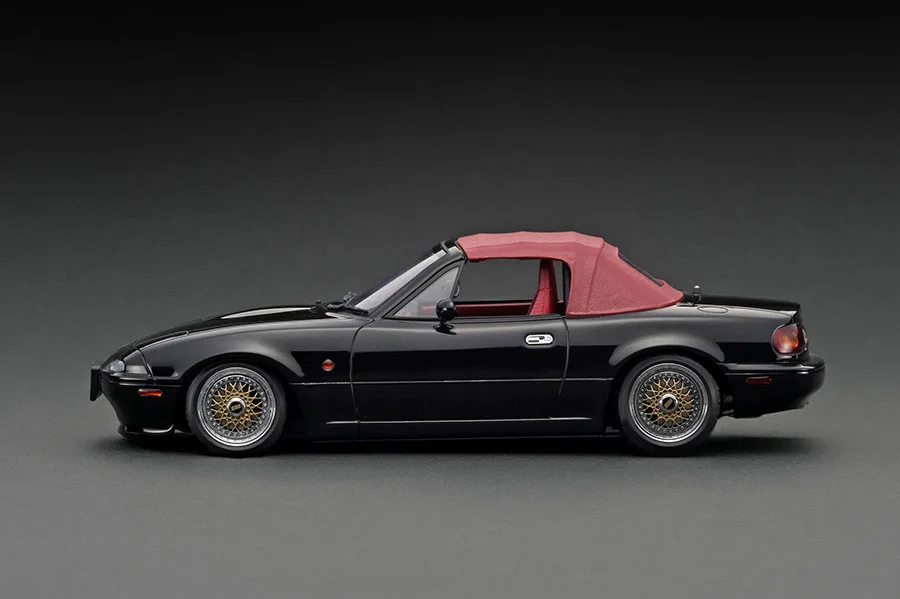 ignitionmodel 1/18 ユーノス・ロードスター (NA) ブラック IG3197 - 画像 (3)