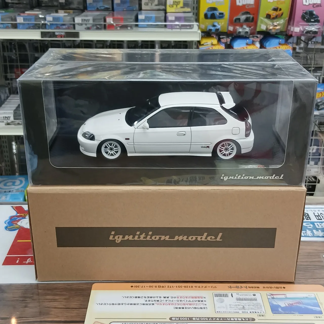 ignitionmodel 1/18 ホンダ シビック (EK9) Type R ホワイト IG2673 - 画像 (4)