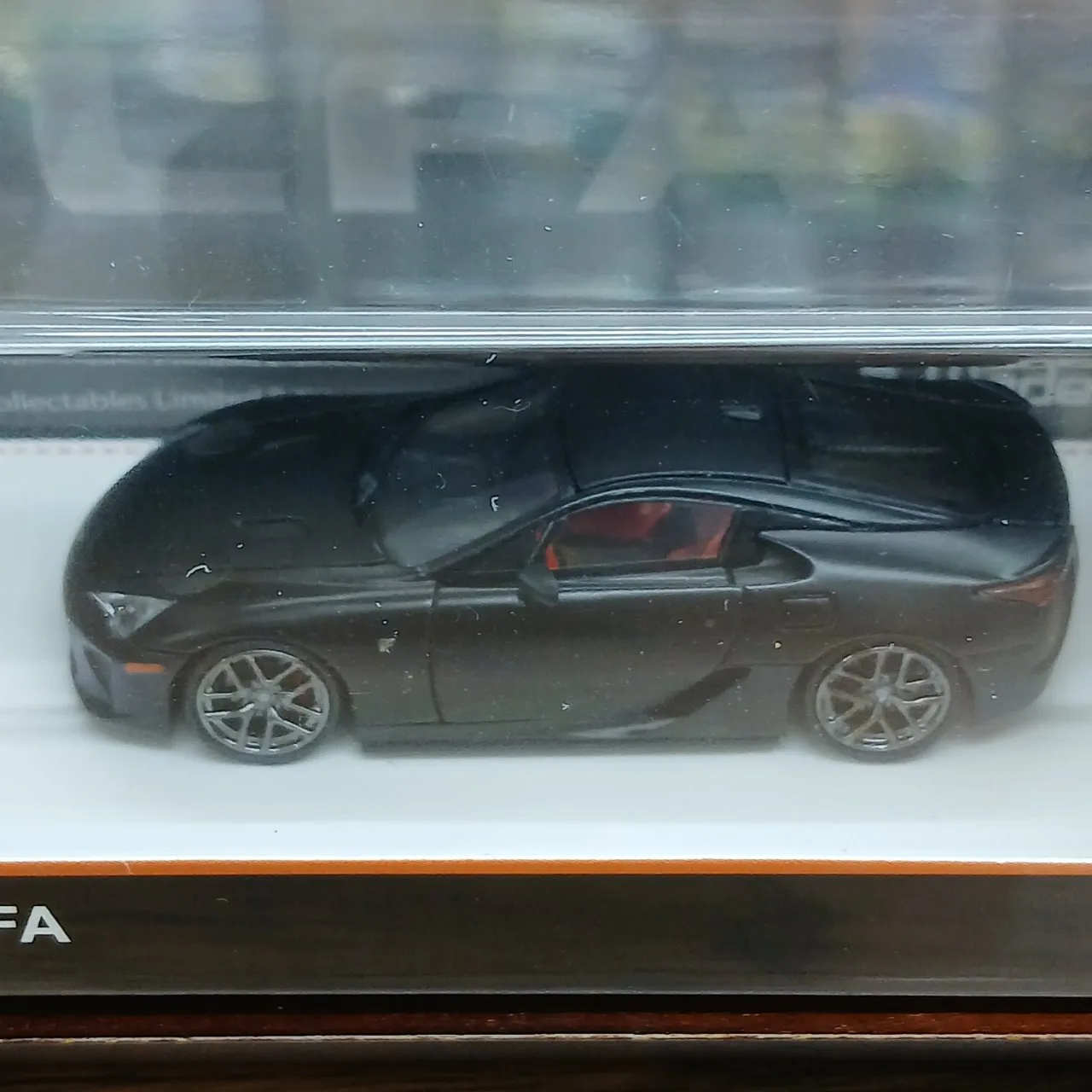 1/64 レクサス LFA マットブラック 左ハンドル - 画像 (3)