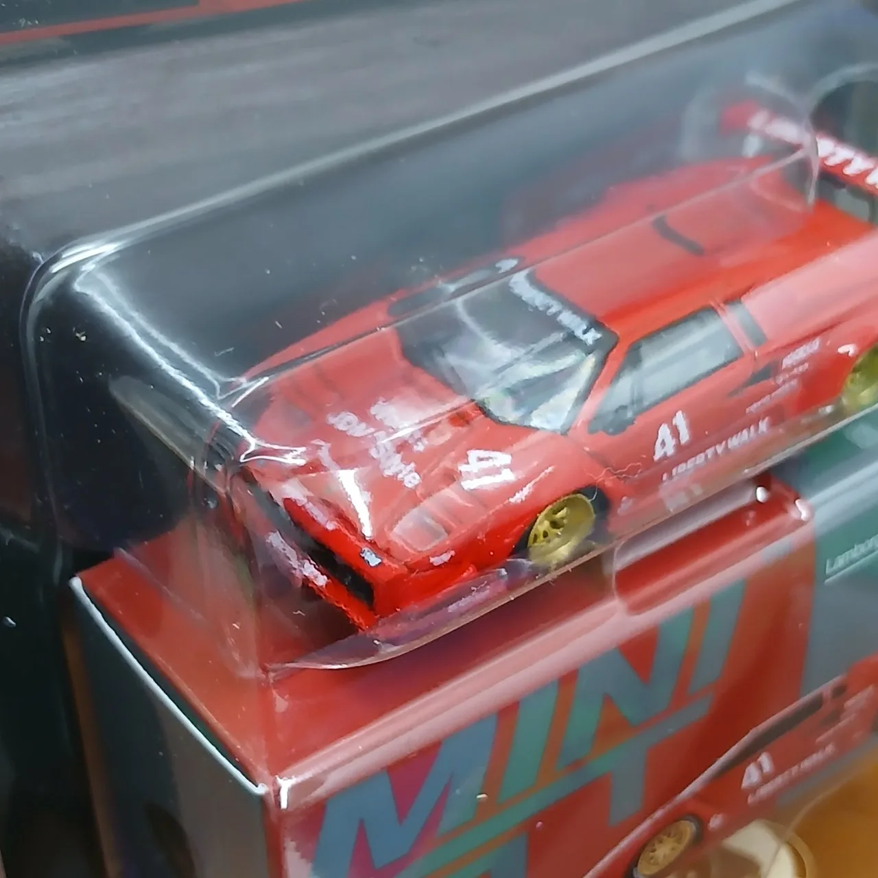 1/64 ランボルギーニ カウンタック LB-WORKS レッド 左ハンドル ※ブリスターパック - 画像 (5)