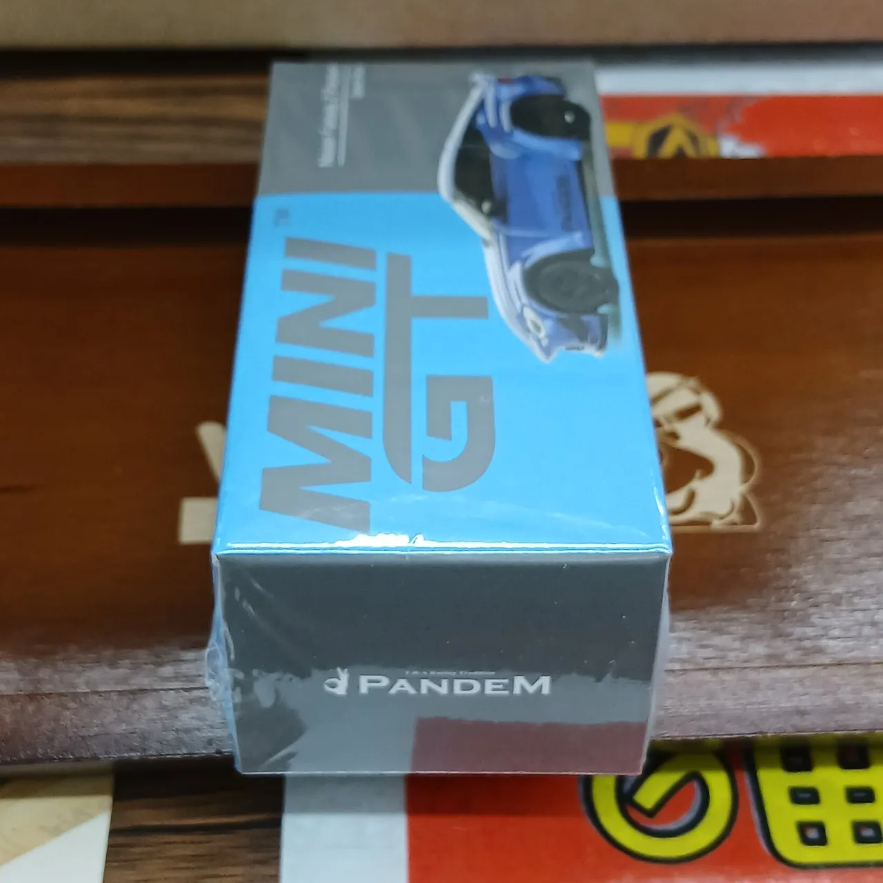 1/64 Pandem ニッサン フェアレディ Z セイランブルー(右ハンドル) - 画像 (2)