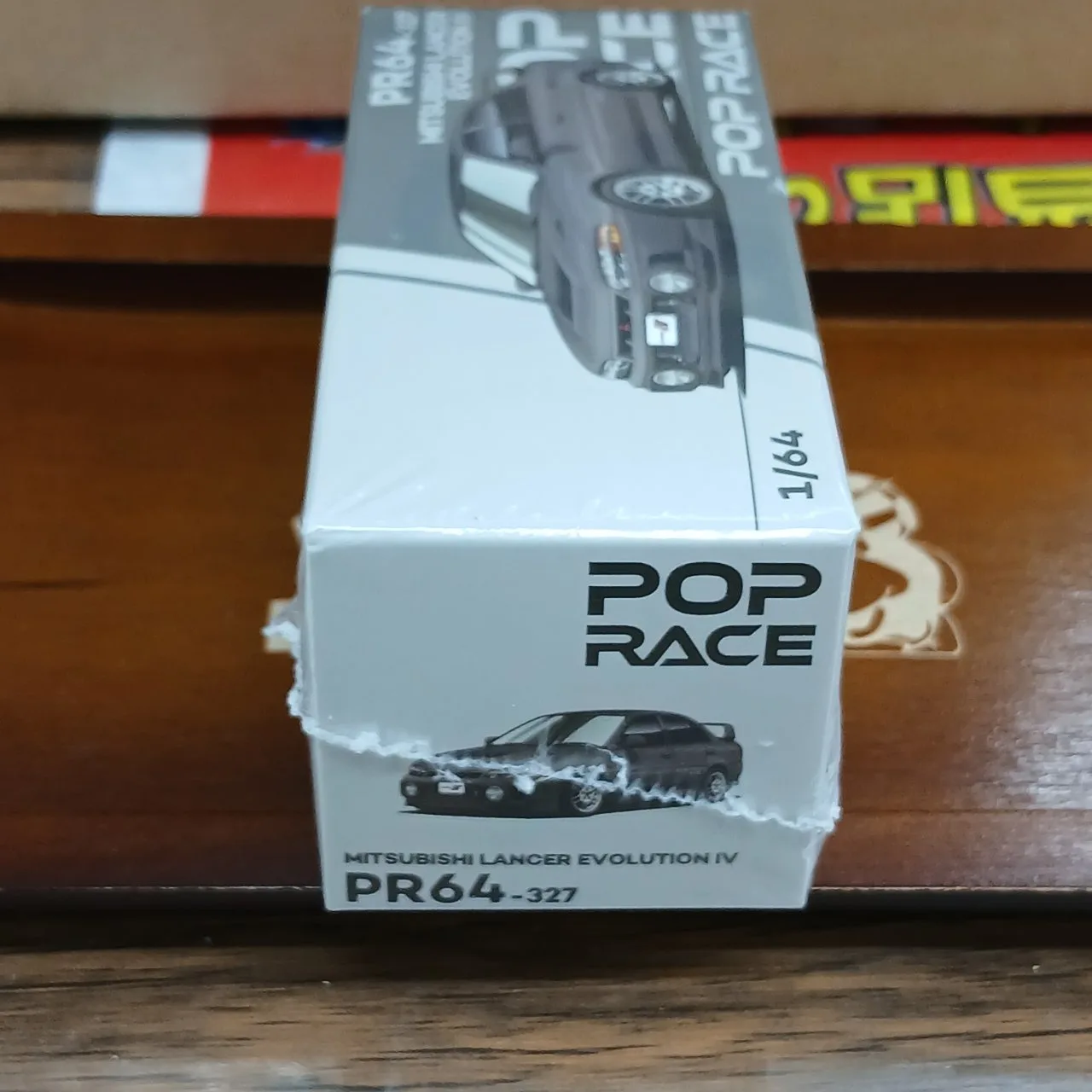 1/64 三菱ランサーエボリューションIV ダークグレー - 画像 (2)