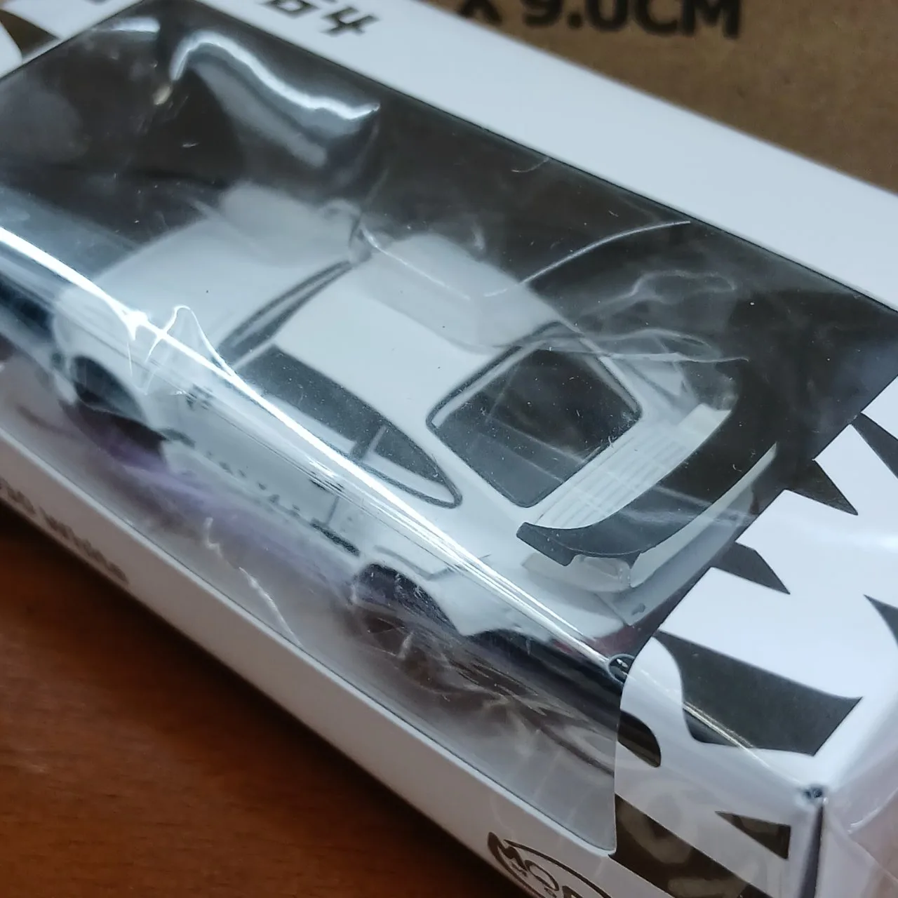 1/64 RWB 930 ホワイト RAUH-Welt BEGRIFF - 画像 (2)