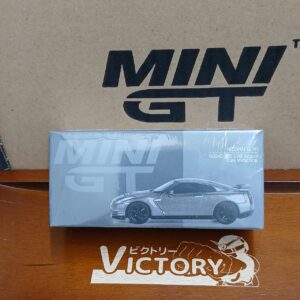 1/64 Nissan GT-R Nismo 2013 R35 CRS Version ダークメタリックグレー(右ハンドル)