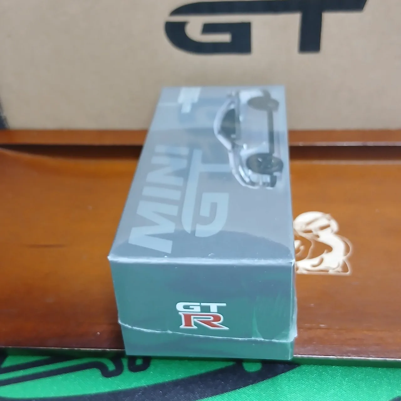 1/64 Nissan GT-R Nismo 2013 R35 CRS Version ダークメタリックグレー(右ハンドル) - 画像 (2)