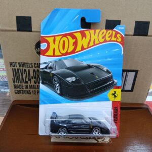 ホットウィール ベーシック フェラーリ F40 コンペティツィオーネ 63/250