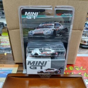 1/64 Nissan GT-R Nismo GT500 SUPER GTシリーズ 2021 #3 NDDP Racing with B-Max 左ハンドル 日本限定
