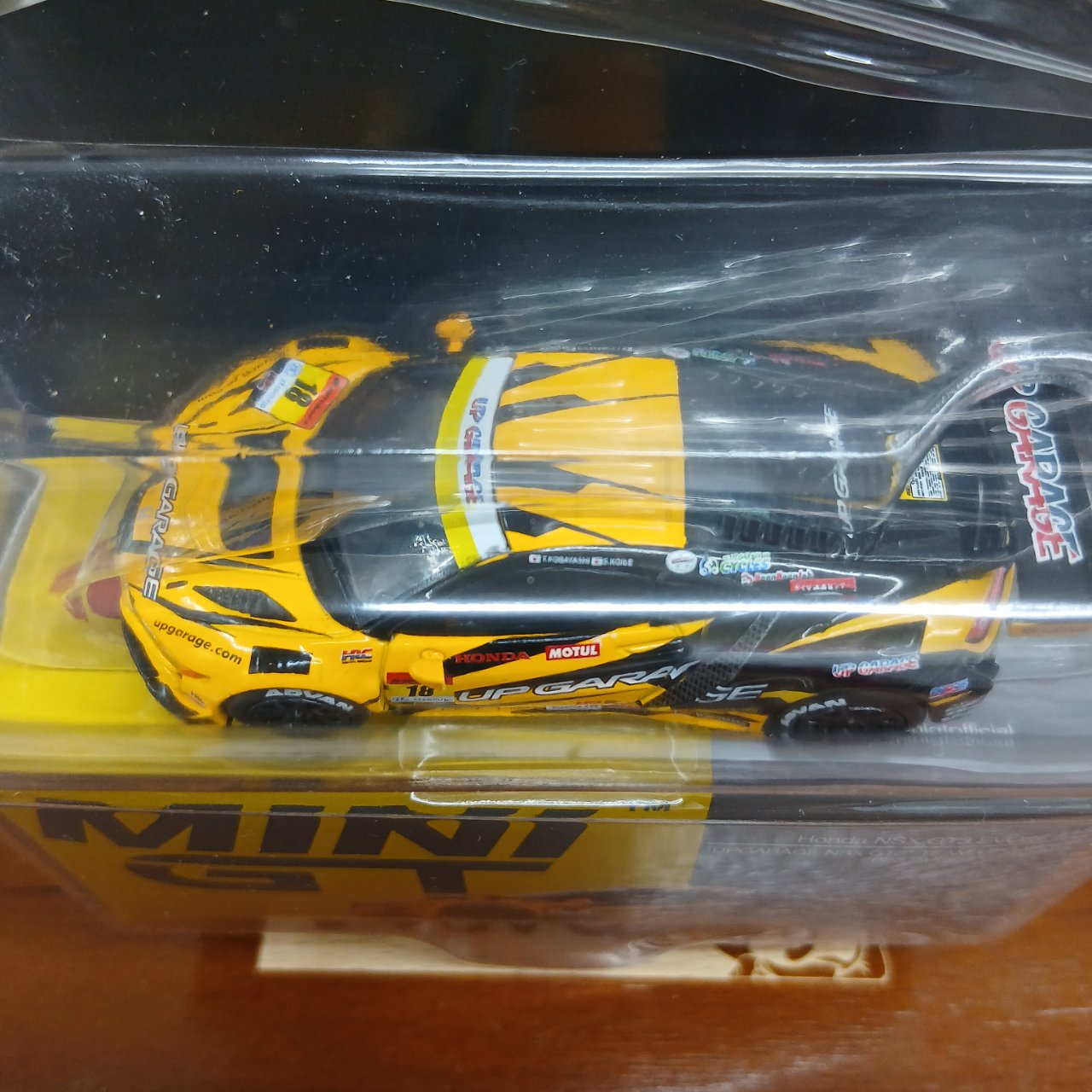 1/64 Honda NSX GT3 EVO22 SUPER GTシリーズ 2023 #18 UPGARAGE NSX