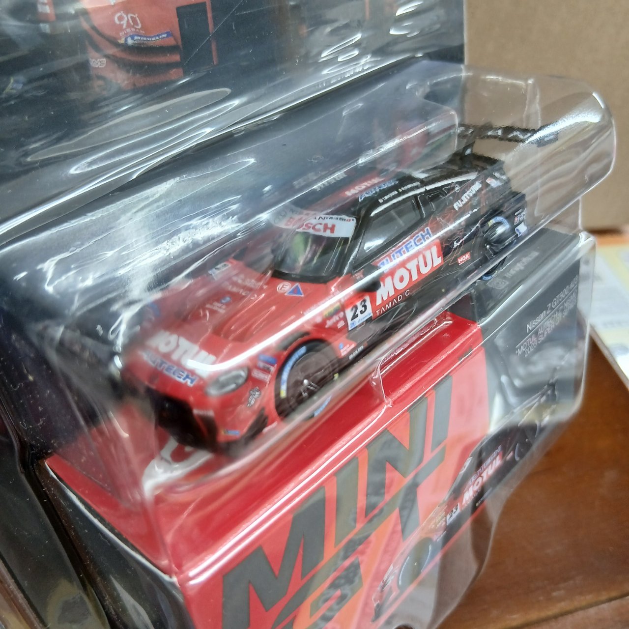 1/64 Nissan Z GT500 NISMO SUPER GTシリーズ 2023 #23 MOTUL AUTECH Z