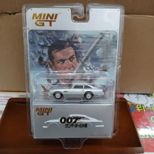 1/64 アストンマーチン DB5 「サンダーボール作戦」(1965) 日本限定パッケージ