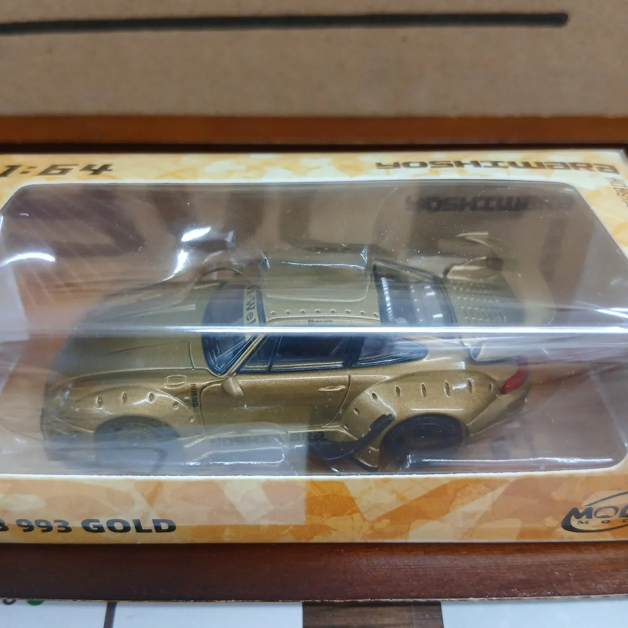 1/64 ポルシェ RWB 993 ゴールド MM64-RWB993-006 - 画像 (2)