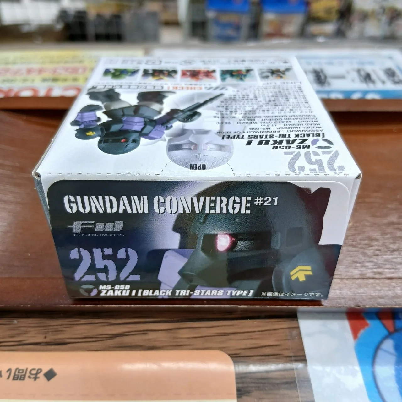 FW ガンダム コンバージ ＃21 252 MS-05B 黒い三連星 ザクⅠ CONVERGE ※買取品 - 画像 (3)