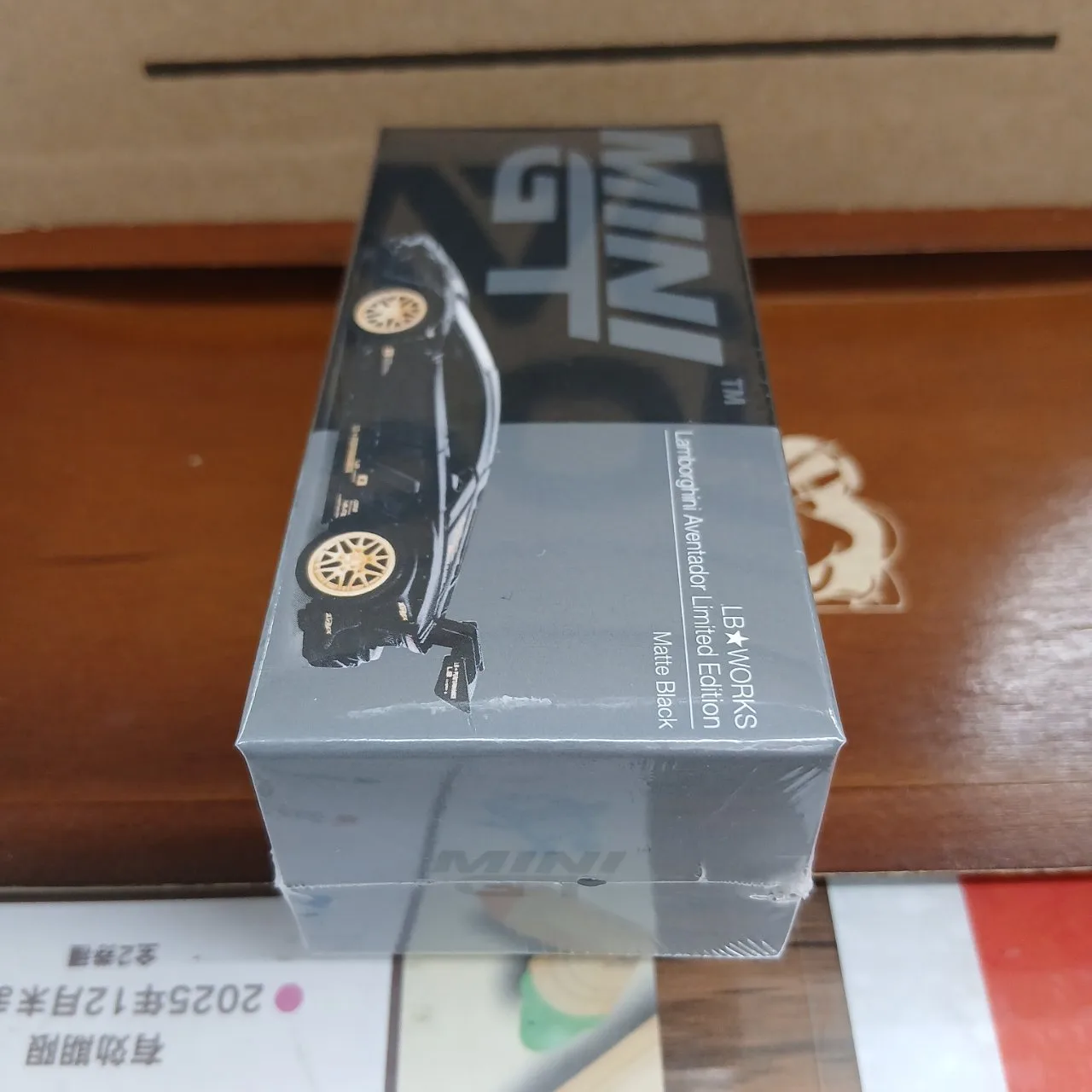 1/64 LB★WORKS ランボルギーニ アヴェンタドール リミテッドエディション マットブラック(左ハンドル） - 画像 (3)