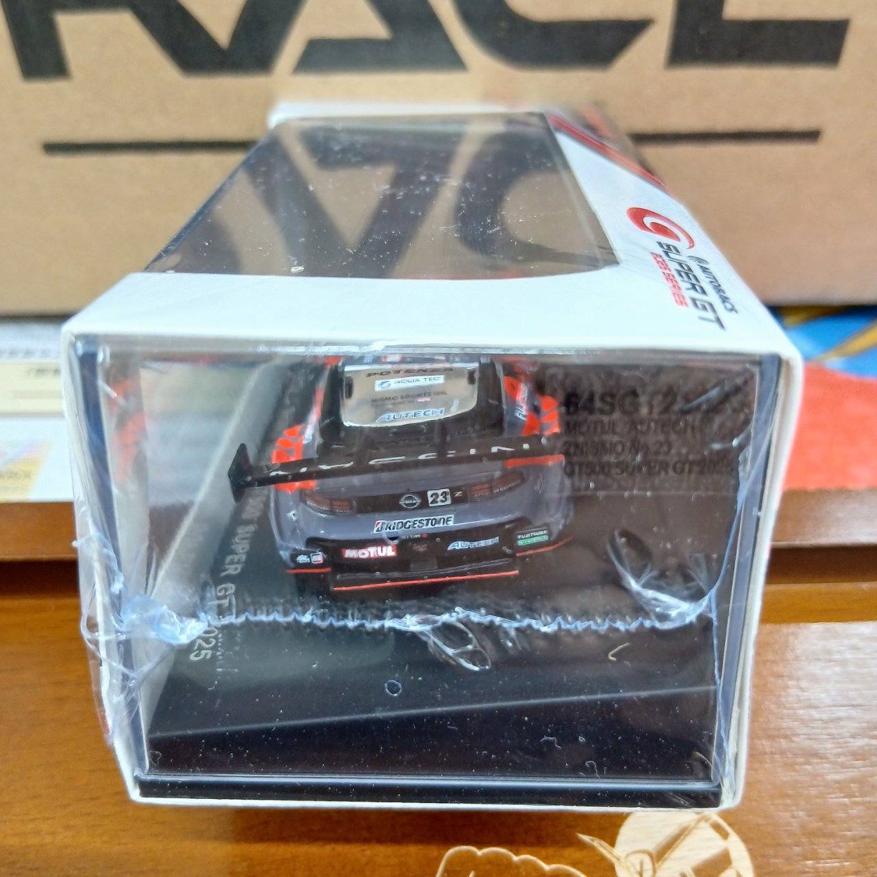 1/64 日産 MOTUL AUTECH Z NISMO #23 GT500 SUPER GT 2025 千代勝正