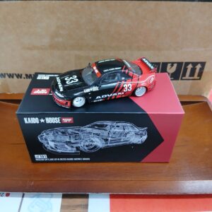 1/64 ニッサン スカイライン GT-R R33 Kaido Works ADVAN (右ハンドル) KHMG191