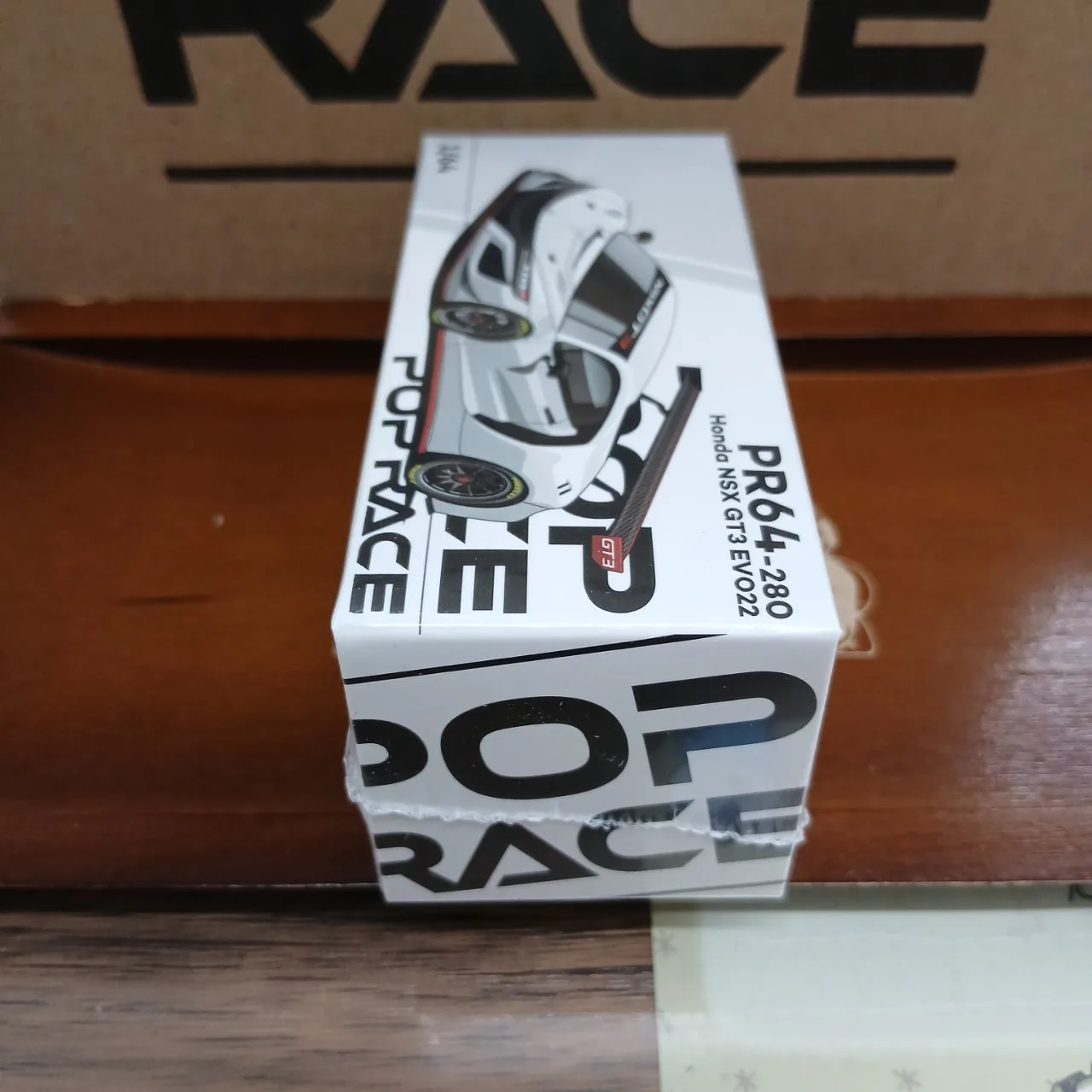 1/64 ホンダ NSX GT3 EVO22 - ホワイト PR64-280 - 画像 (5)
