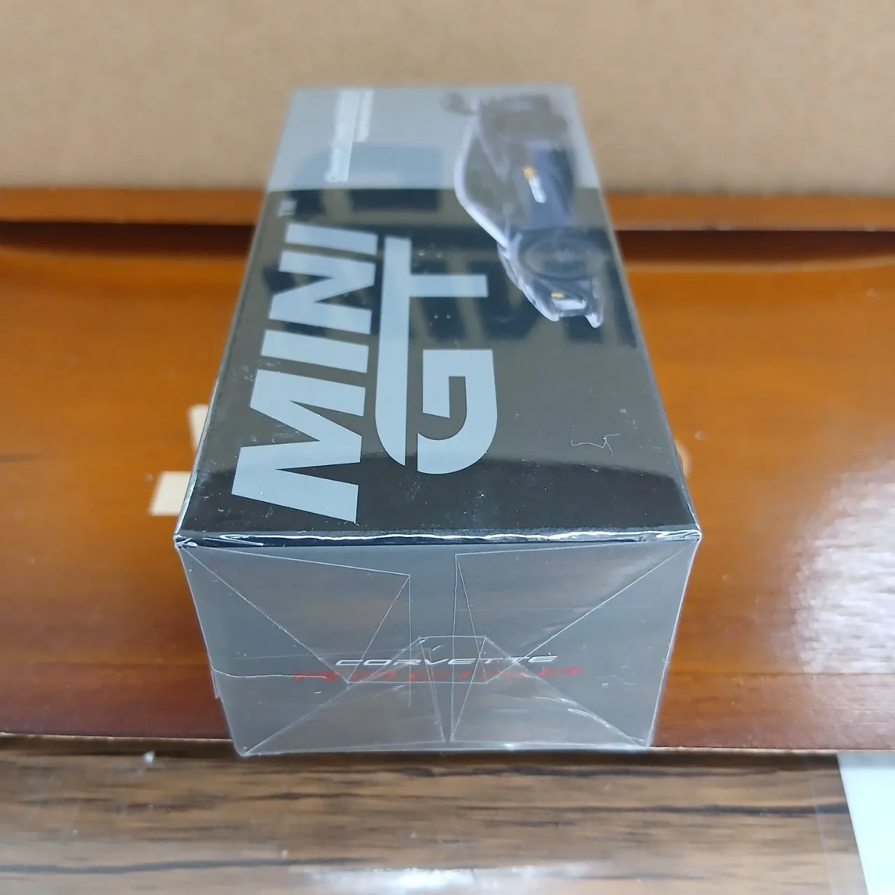 1/64 シボレー コルベット Z06 GT3.R ロードアメリカ テストカー(左ハンドル) MGT01186-L - 画像 (3)