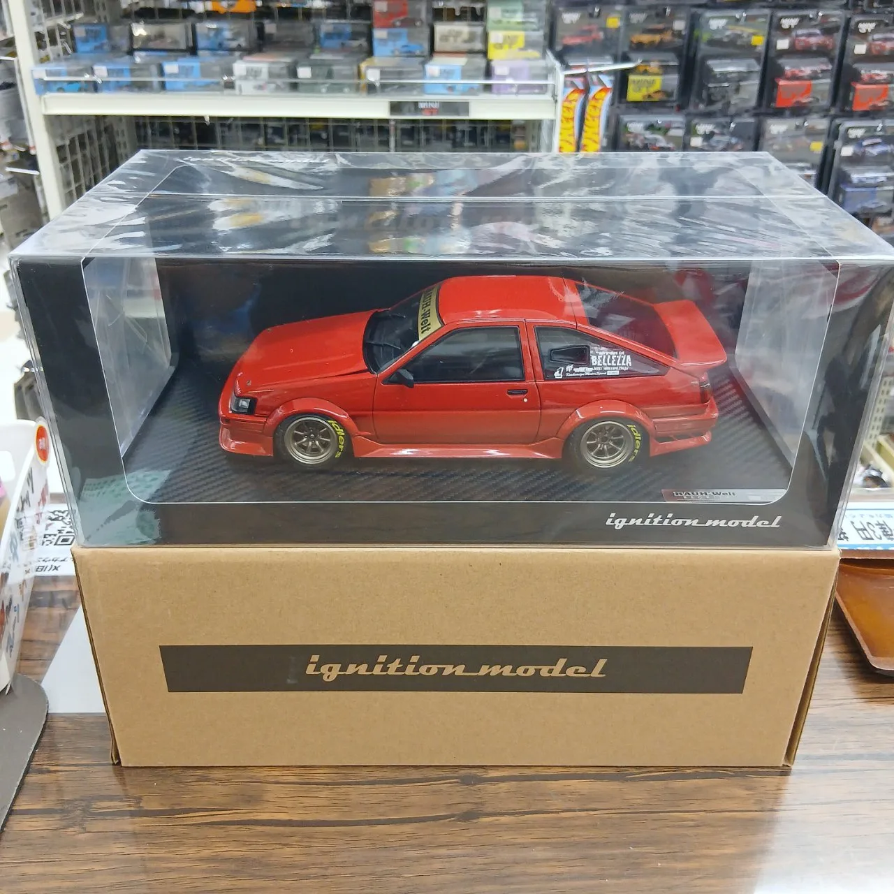 ignitionmodel 1/18 RWB AE86 レッド IG2611 ラウヴェルト・ベグリフ - 画像 (4)