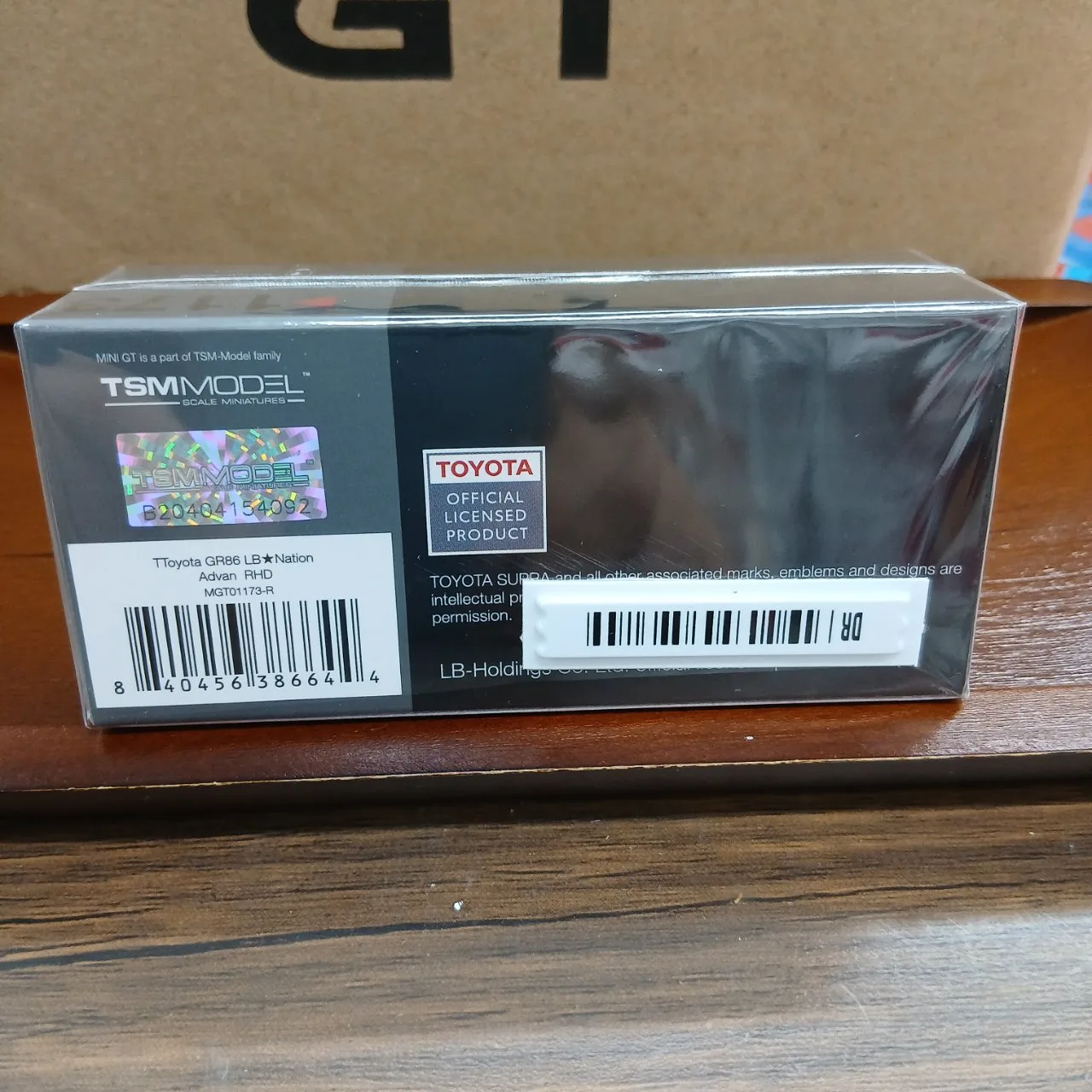 1/64 トヨタ GR86 LB★Nation アドバン(右ハンドル) MGT1173-R - 画像 (6)