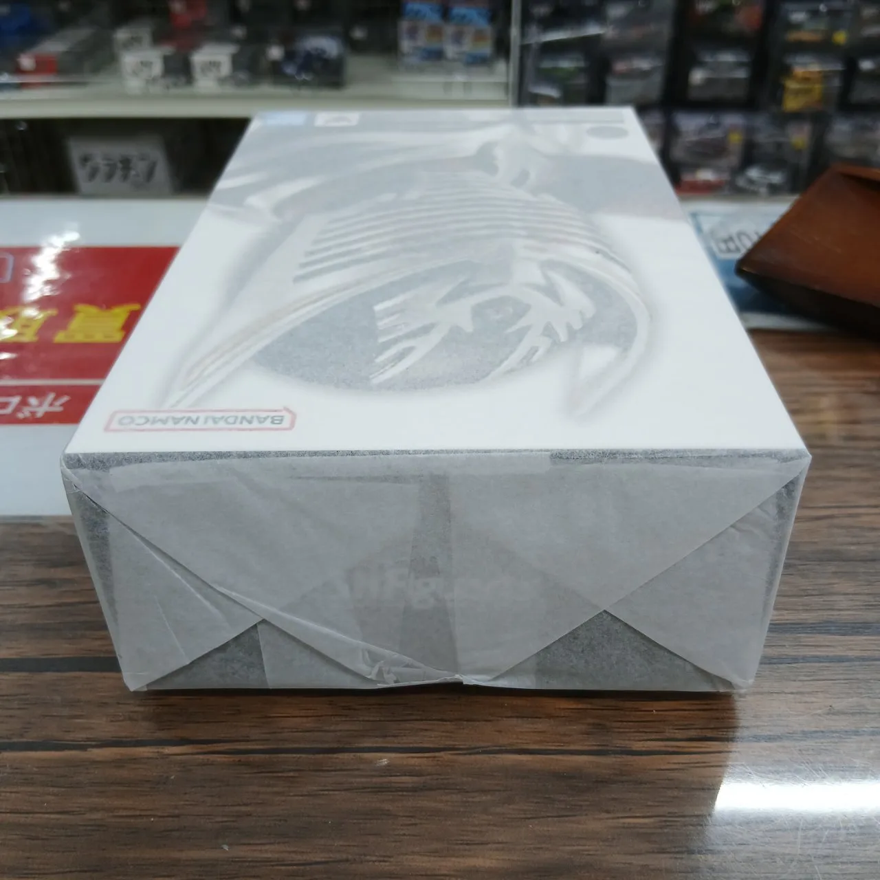 S.H.Figuarts(真骨彫製法) 仮面ライダー龍騎 (塗装済み可動フィギュア)【再販】 - 画像 (3)