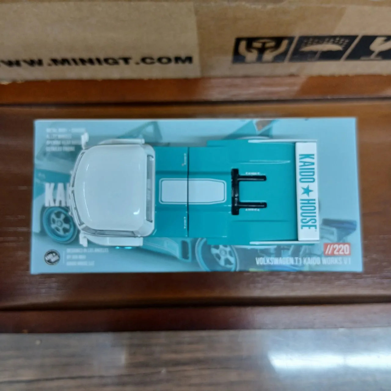 1/64 フォルクスワーゲン T1 KAIDO WORKS V1(左ハンドル) KHMG220 - 画像 (5)