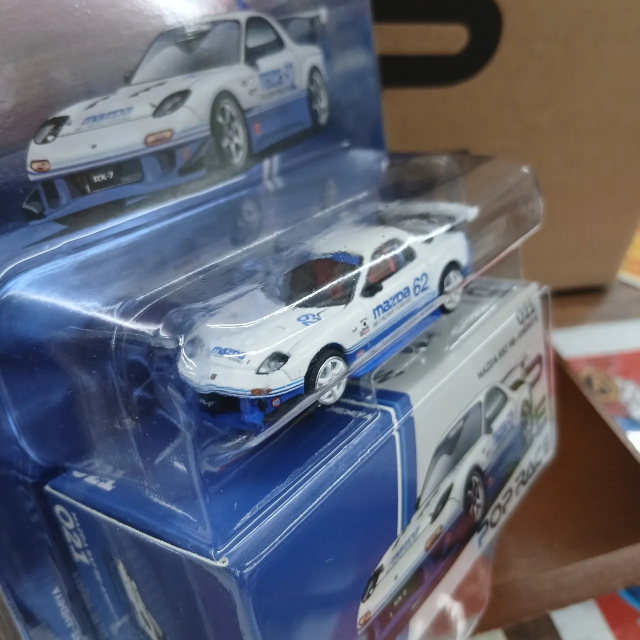 POP RACE x Enigma 1/64 マツダ RX-7 FD3S ブルー/ホワイト PRE021 - 画像 (3)