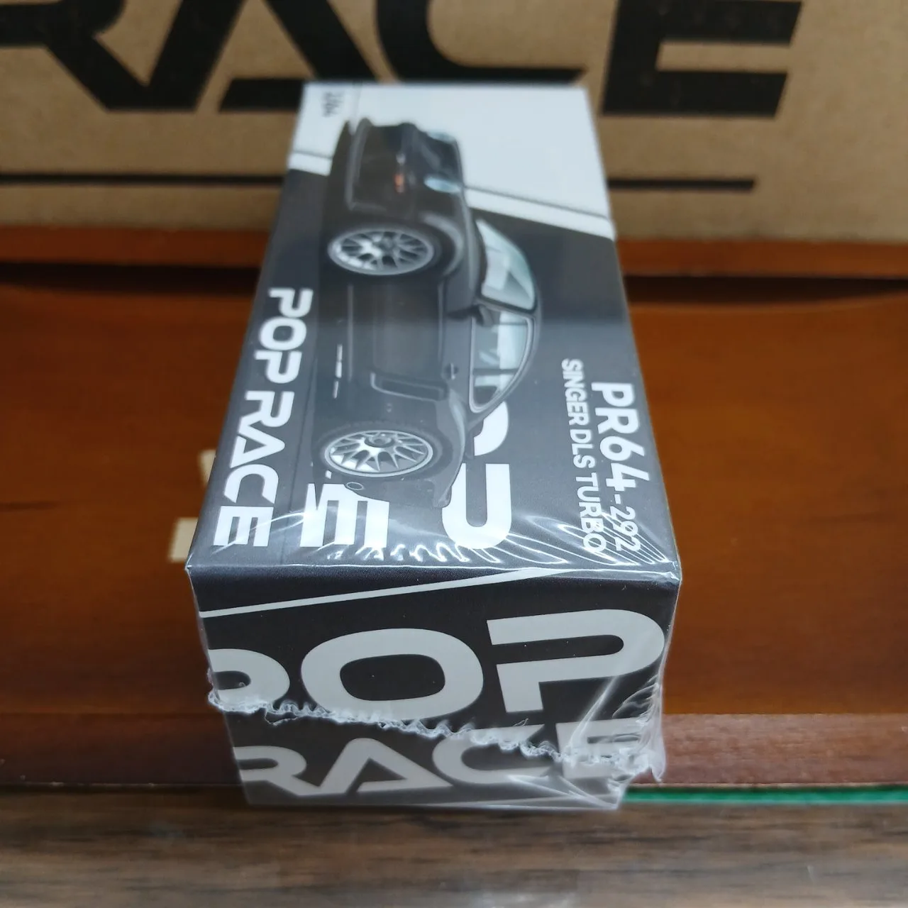 1/64 シンガー DLS ターボ ブラック PR64-292 - 画像 (5)