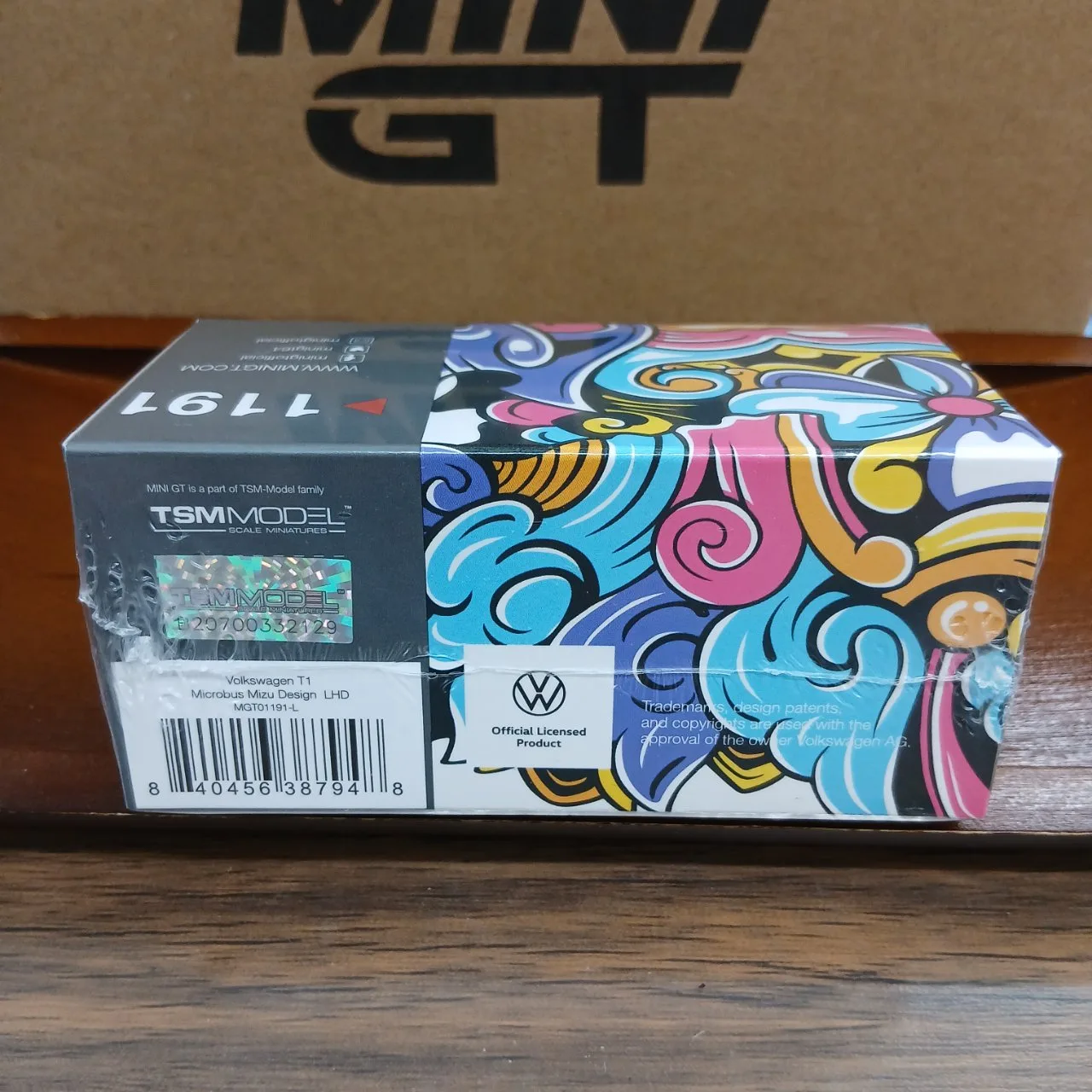 1/64 フォルクスワーゲン T1 マイクロバス ミズ デザイン(左ハンドル) MGT01191-L - 画像 (6)