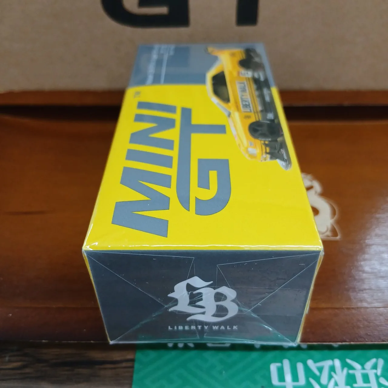 1/64 Nissan LB-ER34 Super Silhouette スカイライン スポーツイエロー(右ハンドル) MGT01182-R - 画像 (3)