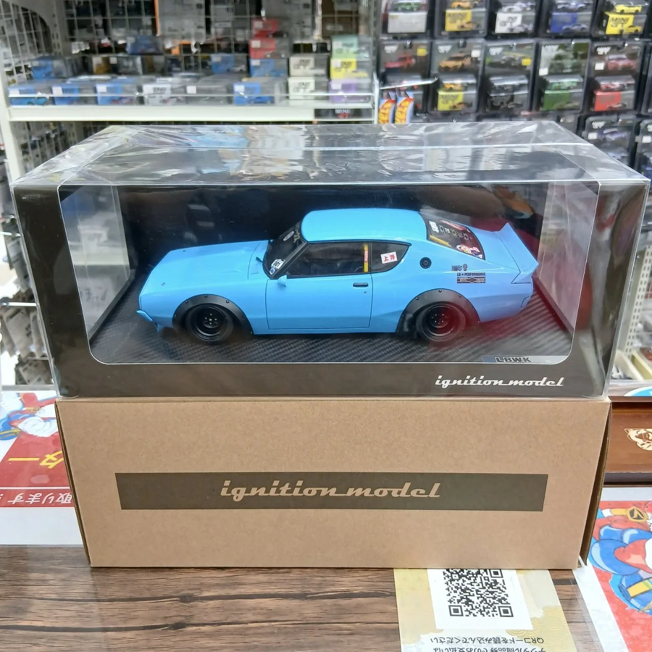 ignitionmodel 1/18 LB-WORKS ケンメリ 2ドア ライトブルー IG3219 - 画像 (4)