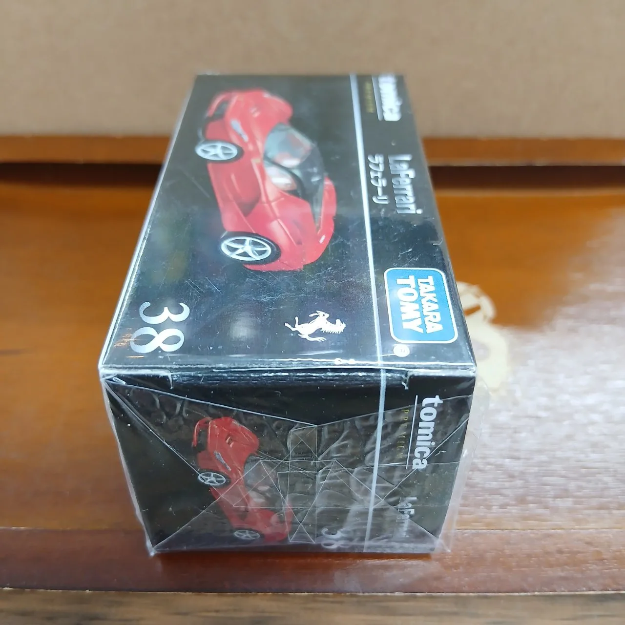 トミカプレミアム No.38 ラフェラーリ（買取未開封品） - 画像 (4)