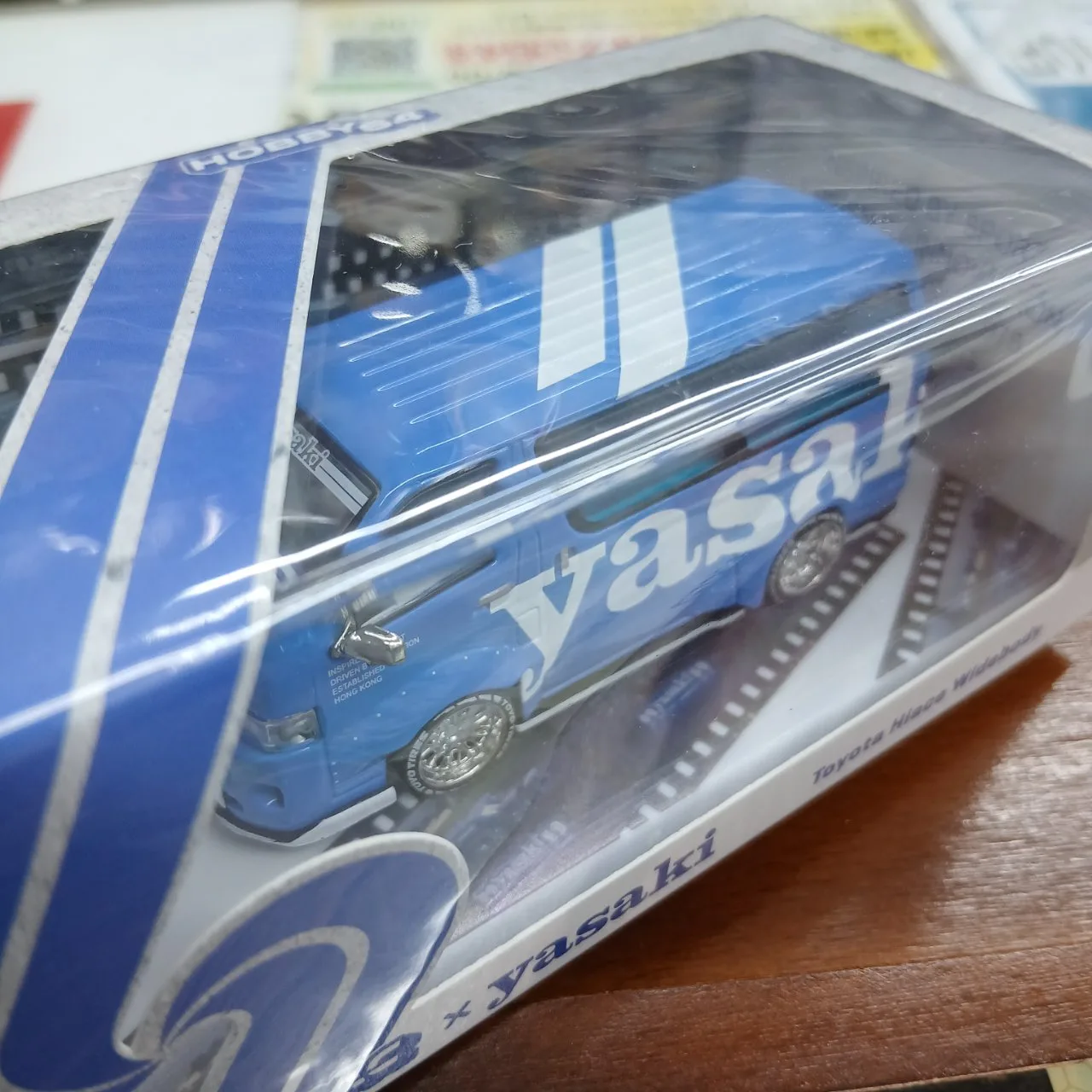 1/64 トヨタ ハイエース ワイドボディ Yasaki T64-038-YAS - 画像 (3)