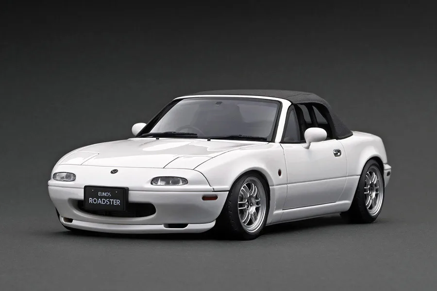 ignitionmodel 1/18 ユーノス・ロードスター (NA) ホワイト IG3195
