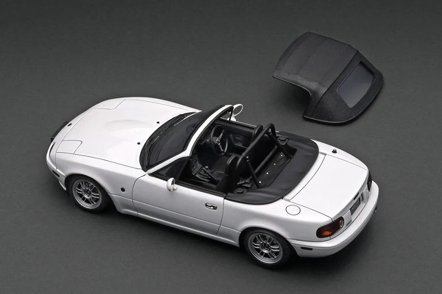 ignitionmodel 1/18 ユーノス・ロードスター (NA) ホワイト IG3195 - 画像 (3)