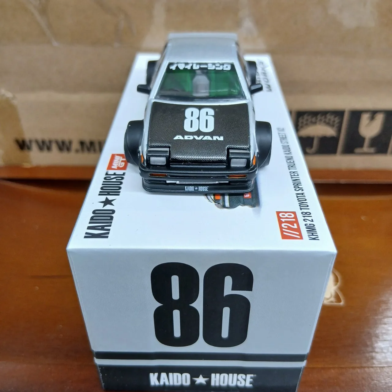 1/64 トヨタ AE86 スプリンタートレノ Kaido ストリート V2（右ハンドル） KHMG218 - 画像 (4)