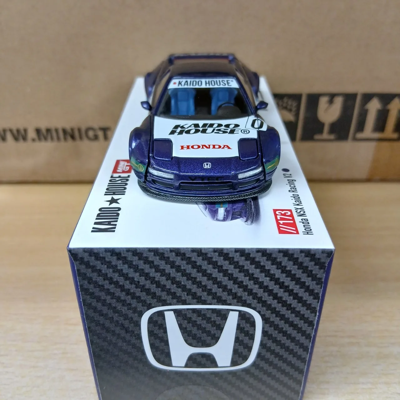 1/64 ホンダ NSX KAIDO レーシング V2 (右ハンドル) KHMG173 - 画像 (4)