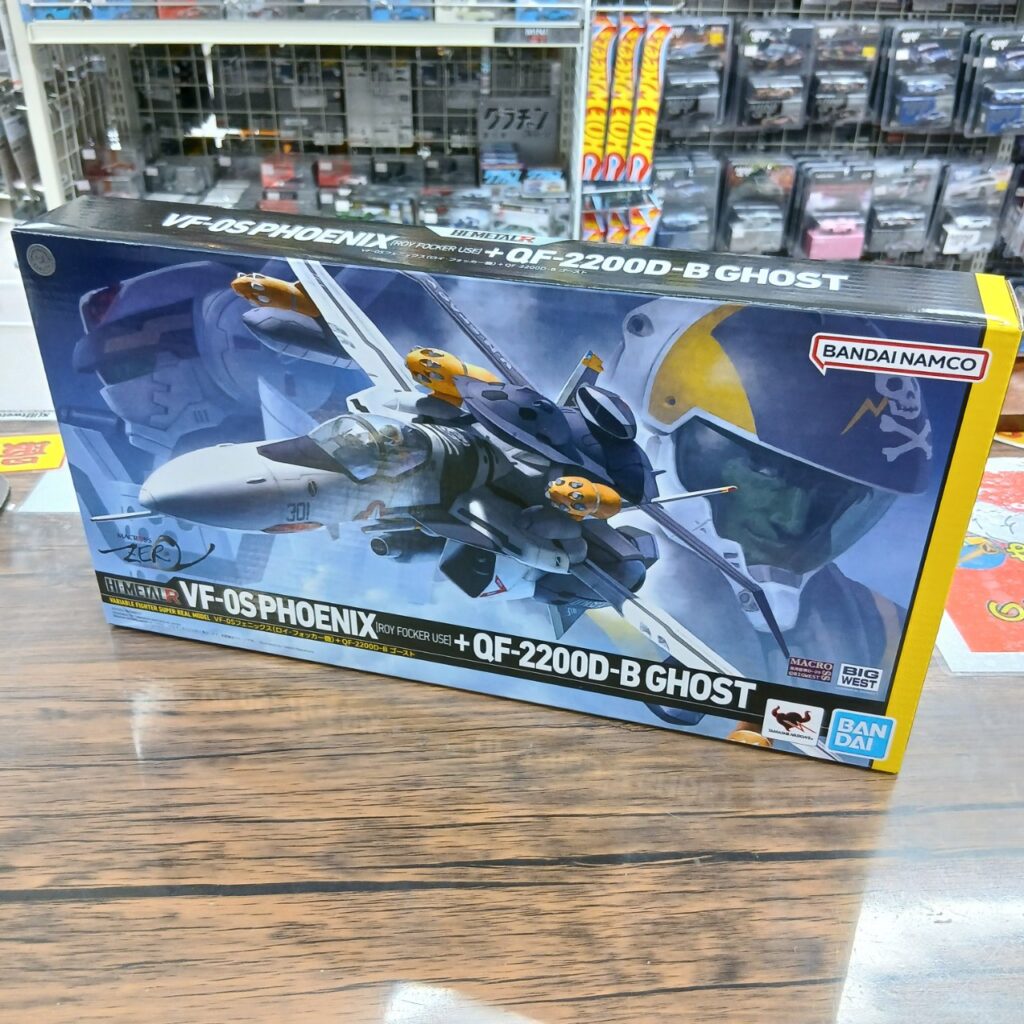 HI-METAL R マクロスゼロ VF-OSフェニックス ロイ・フォッカー機 ＋ QF
