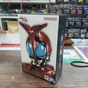 S.H.Figuarts(真骨彫製法) 仮面ライダーカブト ライダーフォーム 20th Anniversary Ver.