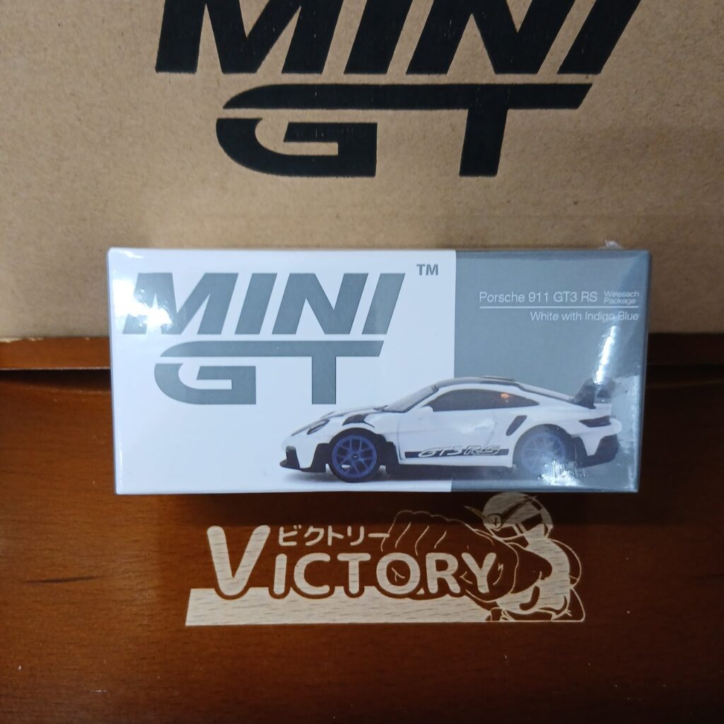 1/64 ポルシェ 911(992) GT3 RS ヴァイザッハパッケージ ホワイト