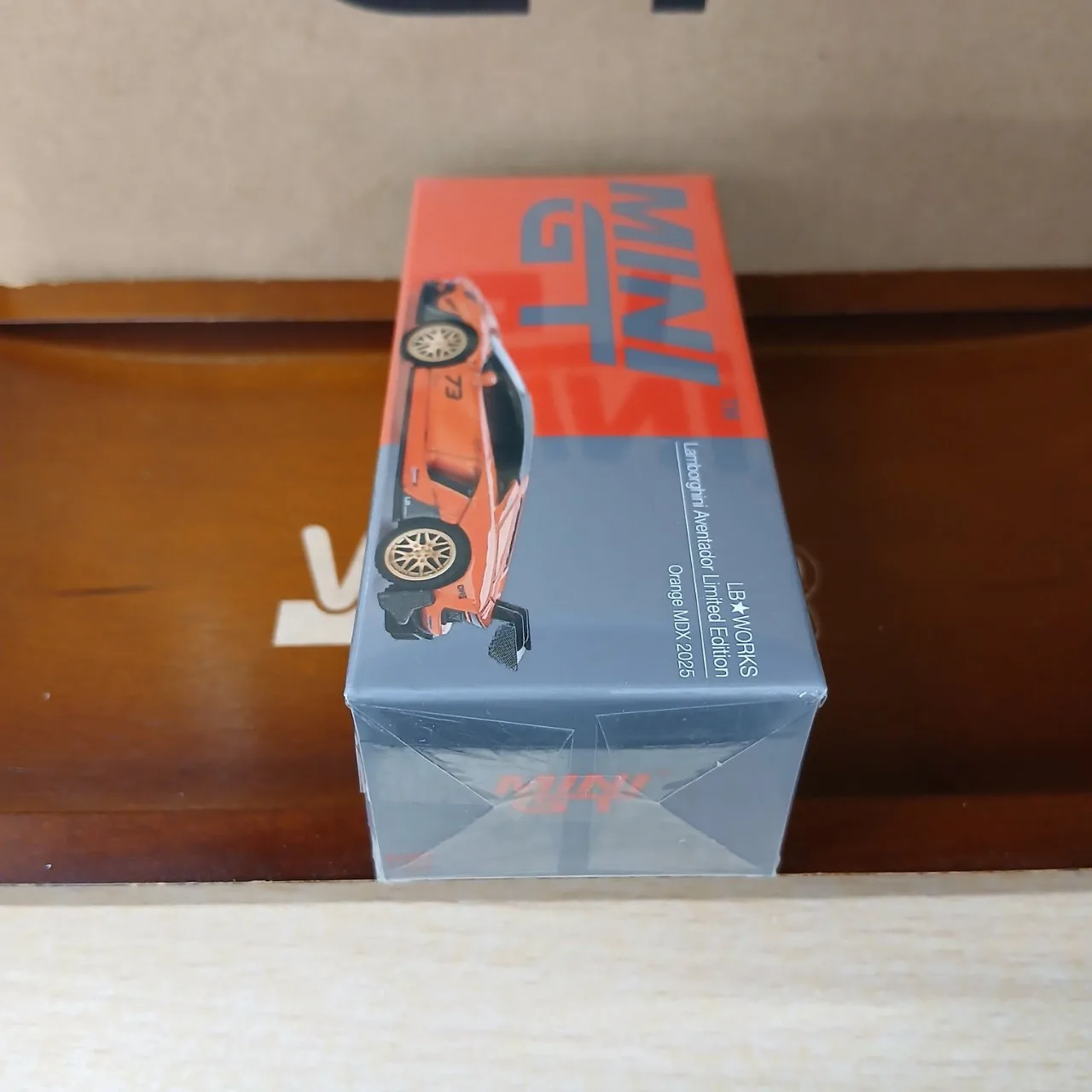 1/64 LB★WORKS ランボルギーニ アヴェンタドール リミテッドエディション オレンジ MDX 2025(右ハンドル)MGT01133-R - 画像 (4)