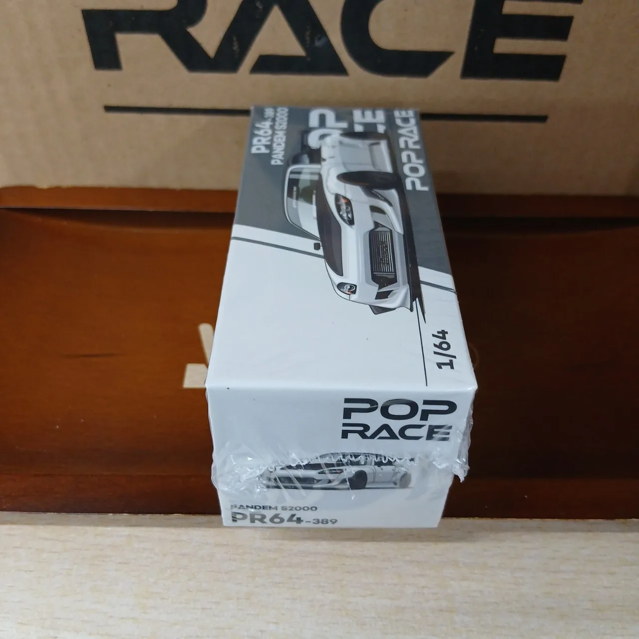 1/64 パンデム ホンダ S2000 ホワイト カーボンフード PR640389 - 画像 (3)
