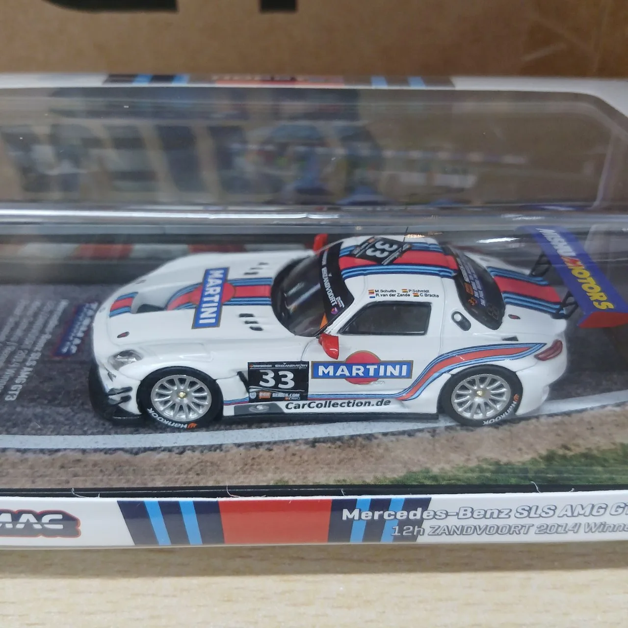 1/64 メルセデスベンツ SLS AMG GT3 マルティニ 2014 ザンドフォールト12H 優勝 #33 T64-087-14ZDV33 - 画像 (3)